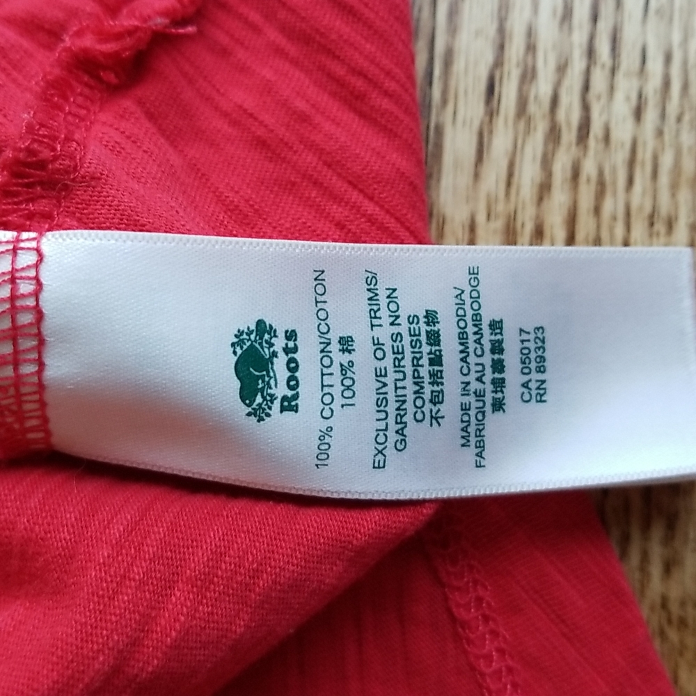 (S) Roots Made in Canada 100% Cotton T-Shirt Canadian July 1st Canada Day Maple - Picture 4 of 9